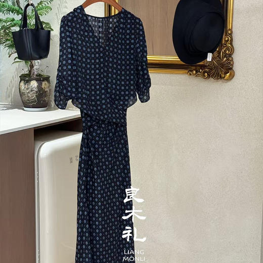【预售7天】良木礼真丝碎花裙（210057575） 商品图1