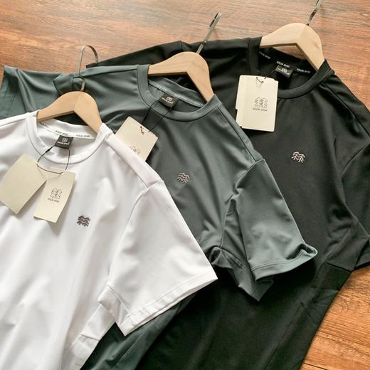 D052069户外休闲衣男子运动圆领防晒徒步短袖T恤 商品图2