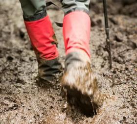 【课堂】 忽遇下雨，徒步/越野跑 如何应对泥泞？