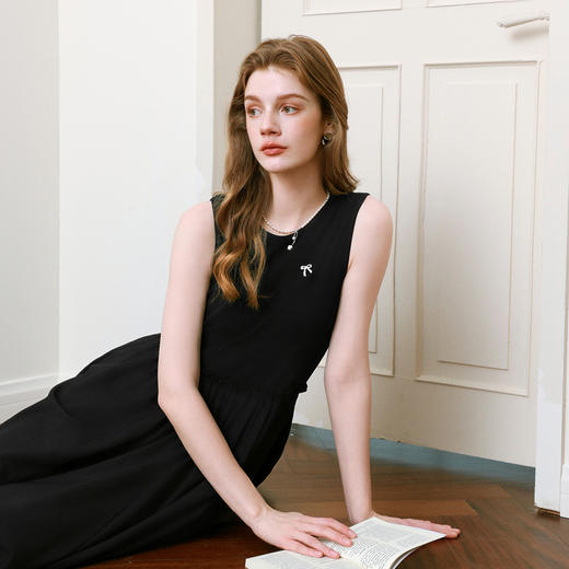 【商场同款】诗凡黎针织拼接连衣裙2025夏新款背心裙女3G4190181 商品图4