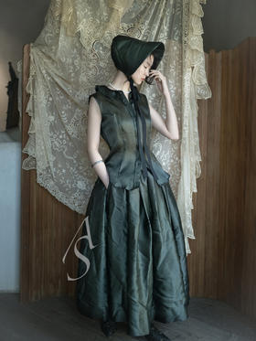 Paul Harnden 苔绿色拉夫领真丝无袖衬衫