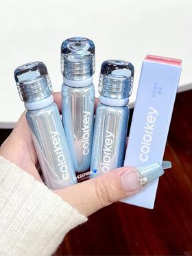 🆕夏日降温新品！🧊谁能拒绝冰透的玻璃蓝调💙#珂拉琪小冰钻唇漆