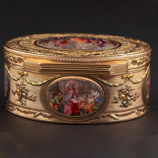 独角鹿西洋古董 德国哈瑙地区出品花叶纹彩金精雕装饰神话英雄史诗主题珐琅彩绘细密画18K黄金盒 商品图2