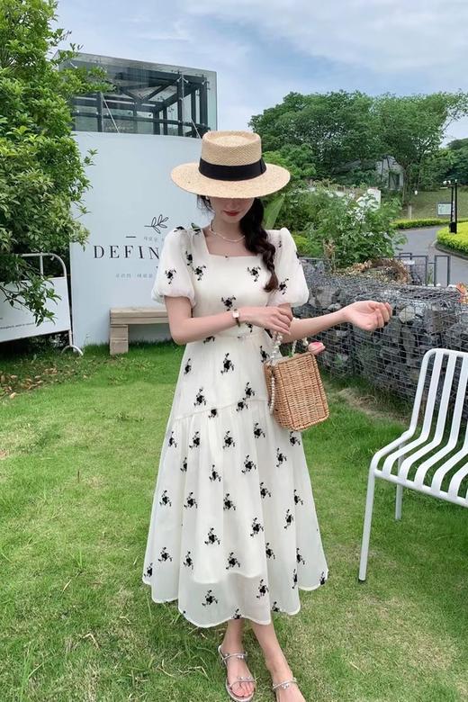 Stay2Weeks 法式泡泡袖方领黑玫瑰连衣裙 18521 商品图3