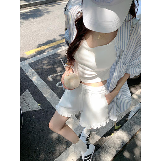 【149元任选2件】 现货！木耳花边休闲短裤 商品图2