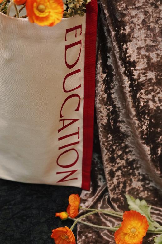 万千教育文创·2024年定制帆布包 商品图1