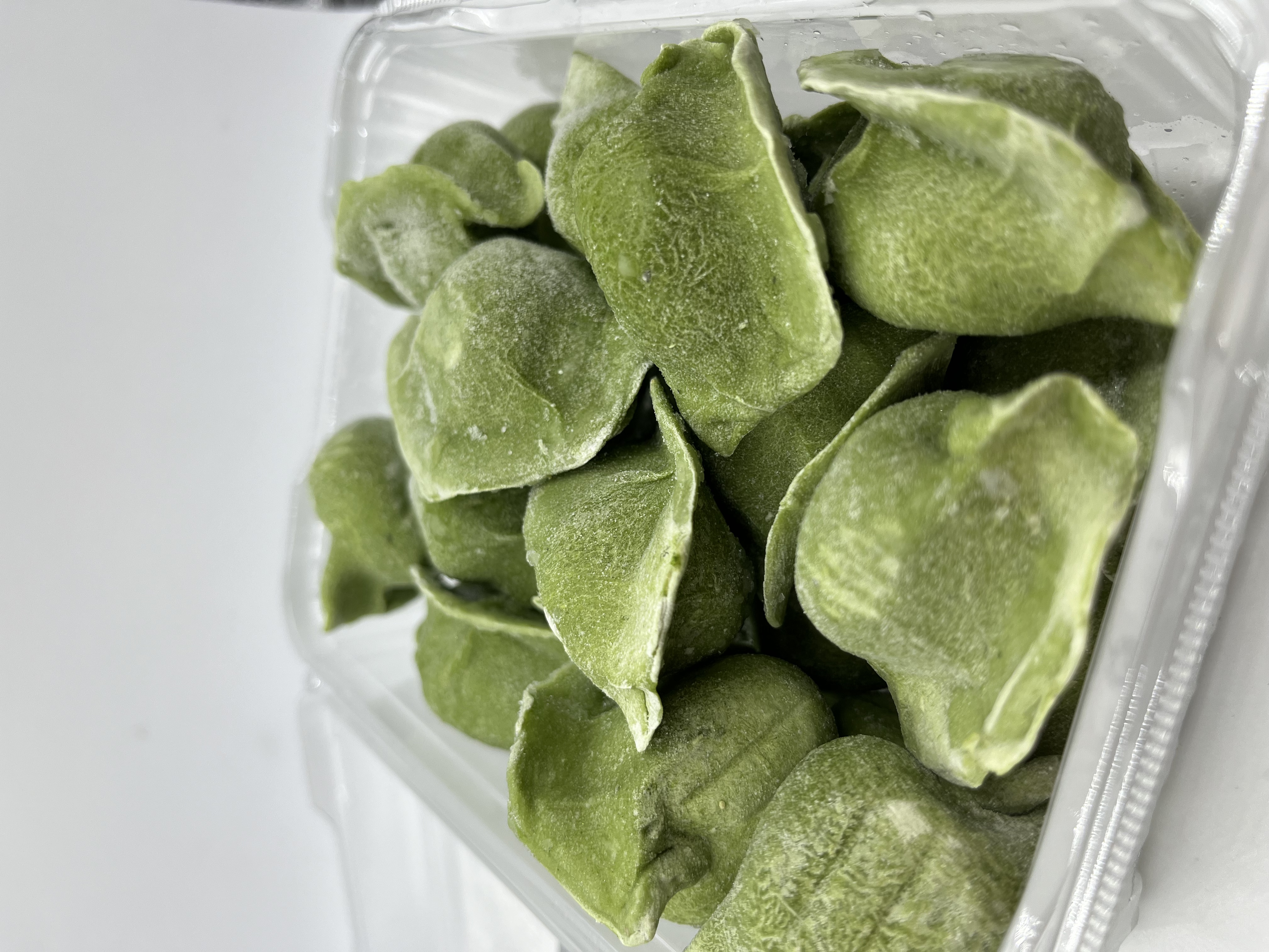 朴愿甄选 香菇马蹄土猪肉水饺 羽衣甘蓝皮 500克/盒