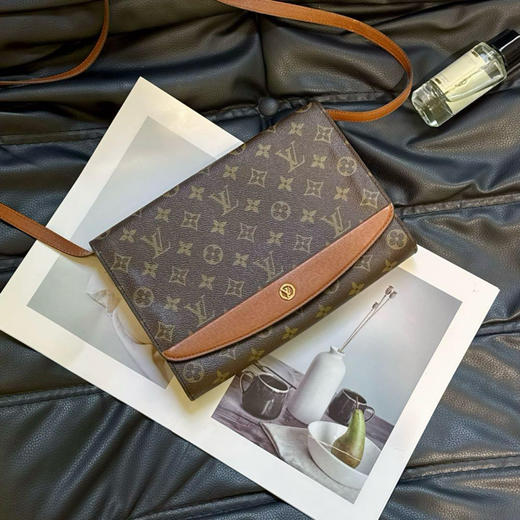 Lv 中古 老花红皮 信封 斜挎包 商品图0