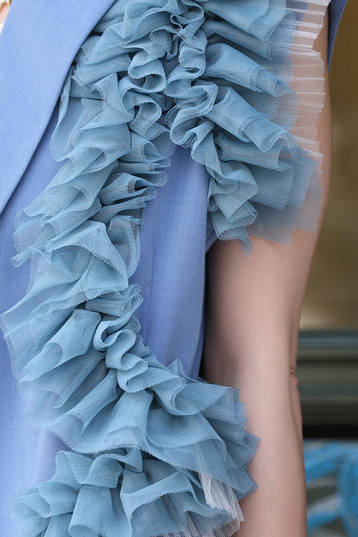 TYNVIE 分层荷叶边挺括无袖马甲西装外套-蓝色 商品图10