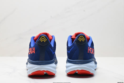 霍卡HOKA ONE ONE CLIFTON 9减震防滑休闲运动跑步鞋1127896男女鞋 商品图5