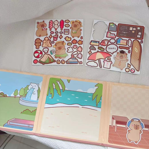青壹坊卡皮巴拉的旅行安静书学生手账磁力贴纸DIY卡通软磁本子（图案随机） 商品图1