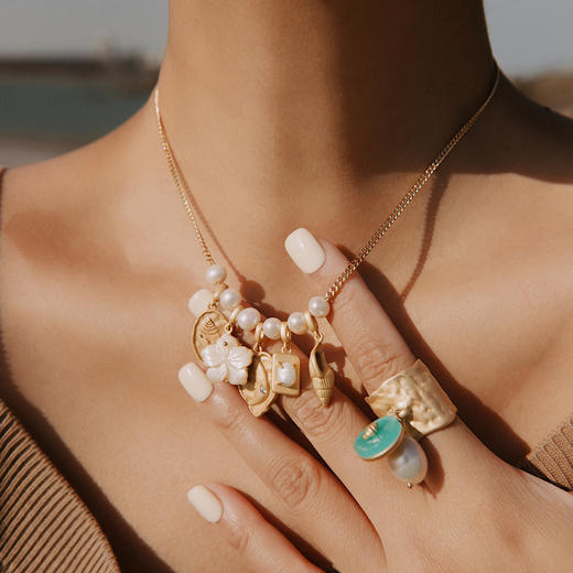 lost in echo2025春夏新款高级感度假风雕花珍珠贝壳金币吊坠项链 商品图4