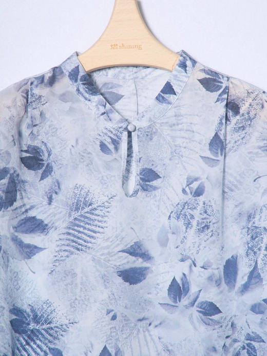 女士短袖真丝连衣裙 商品图1