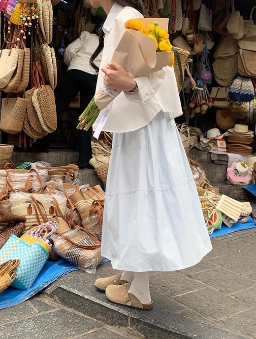 【AMTN夏日必备赫本风伞裙】闭眼入的显瘦天花板严梨形、腿粗胯宽姐妹都快冲够终于找到一条AMTN可以狂吃还不显小肚子的神仙裙 商品图1