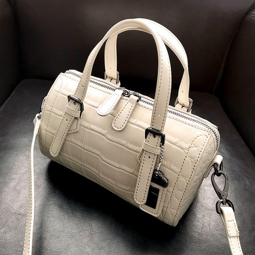 【预售3天】鳄鱼纹2025新款小包斜挎枕头包手提女包波士顿包9916-D 商品图2