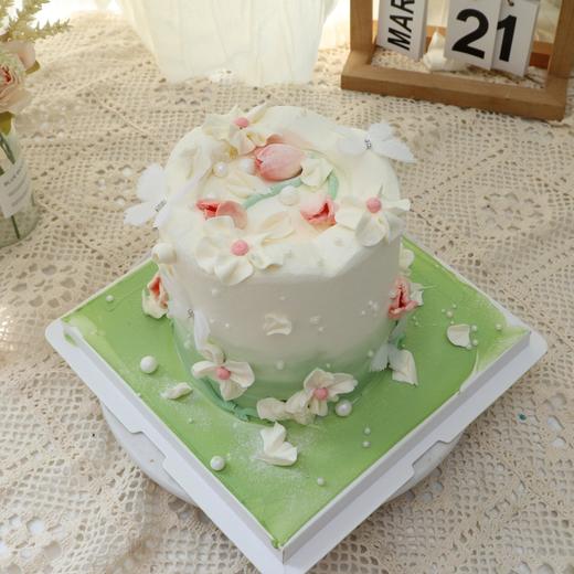 郁金香蝴蝶蛋糕 商品图3