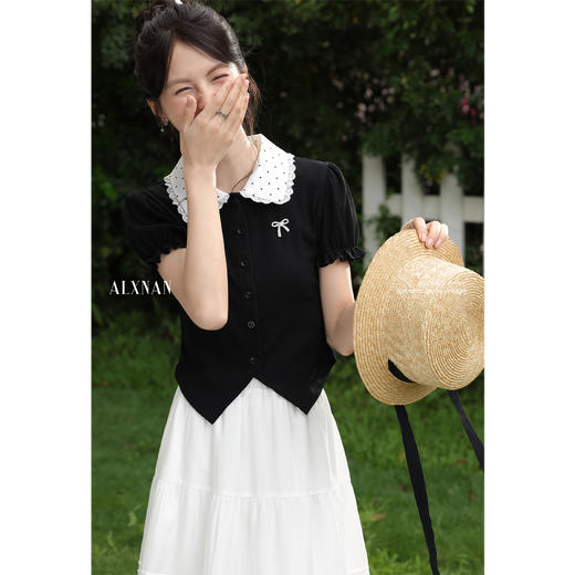 鹿向南「甜美物语」黑色撞色蕾丝娃娃领短袖上衣女夏新款波点T恤 商品图2