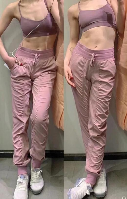 点此购买 lulu露露轻薄透气运动裤女宽松显瘦跑步休闲褶皱皮肤裤 LL 319324 商品图12