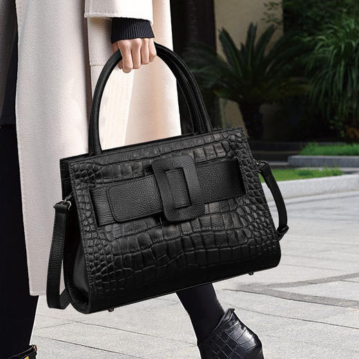 【预售3天】2025新款女士包包大气单肩包女时尚百搭通勤包6111-D 商品图4