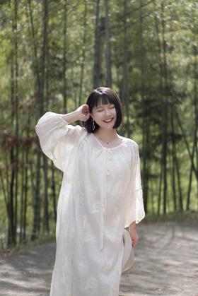 闪照第196期 在竹林