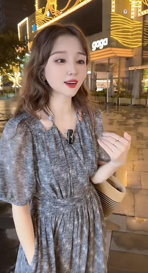 法式温柔碎花收腰连衣裙2025年夏季新款度假风高级感裙子 商品图4