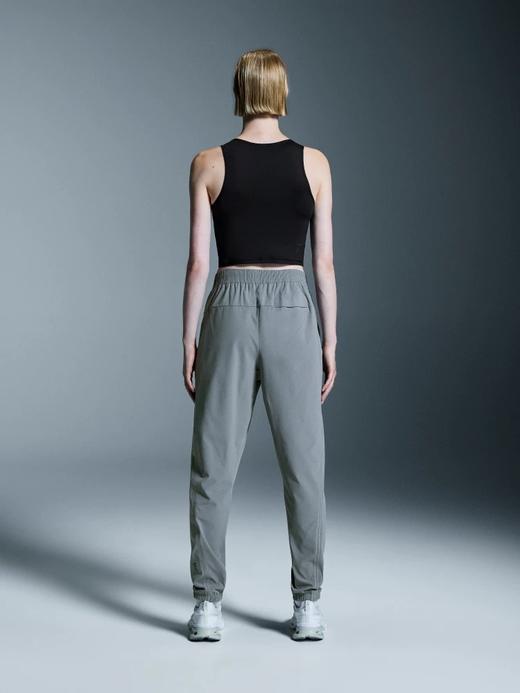 点此购买 On昂跑Focus Pante女士跑步运动长裤 bk 319226 商品图3