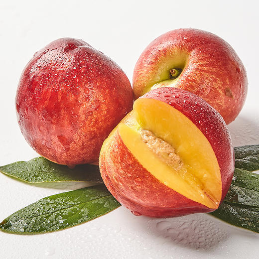 新鲜水果  清甜可口 郧阳区青曲黄心油桃 4斤装（十堰主城区包邮） 商品图0