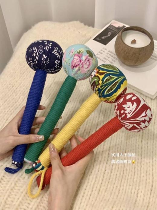 🎉【瑶辰艾草养生锤】艾草锤锤来袭～♀到手2把 ！ 你的八虚救星，精准自助不求人！ 🌿绿色养生新风尚，艾草香气满屋飘～🌿 肩颈僵硬？久坐累成狗？ 商品图0