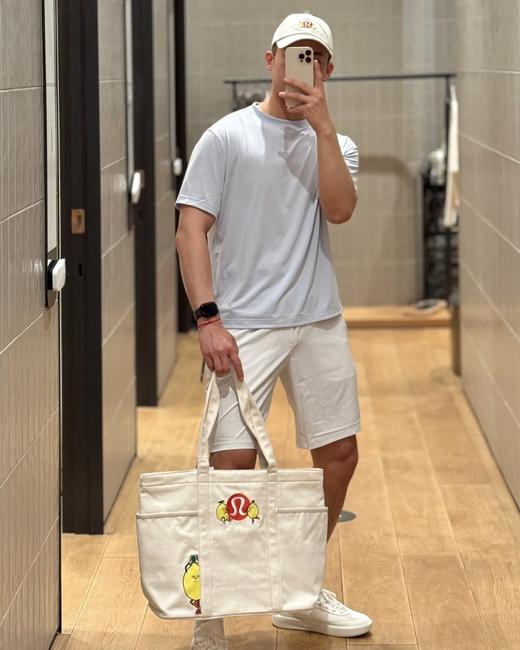 点此购买 lulu露露柠檬图案帆布包 xj 319241 商品图1