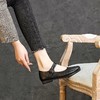 复古真皮镂空妈妈鞋魔术贴一字扣软底单鞋1126/608 商品缩略图2