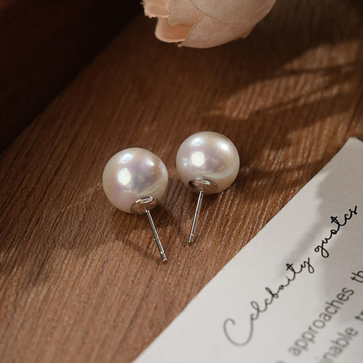 【分销】【珍珠溯源】戴拉淡水有核珍珠11-12mm耳钉S925银，YH5511002，采用近正圆微瑕强光淡水有核珍珠，大点位 商品图5