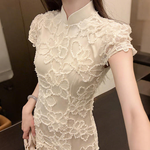 西遇拼接网纱连衣裙女2025年夏季新款收腰刺绣新中式改良旗袍裙SS050832/SS050833 商品图2