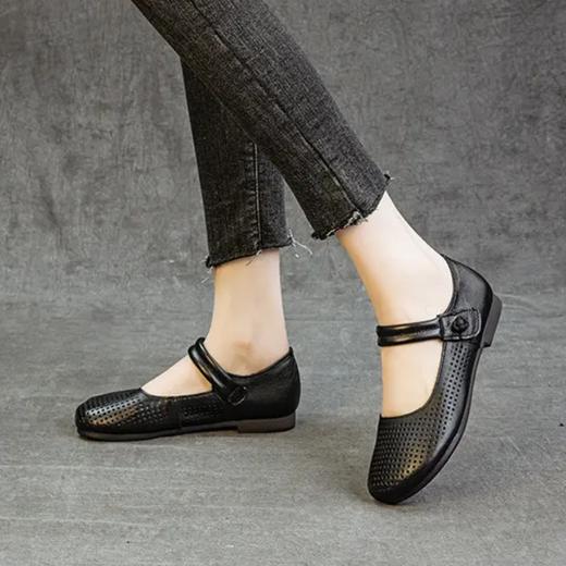 复古真皮镂空妈妈鞋魔术贴一字扣软底单鞋1126/608 商品图1