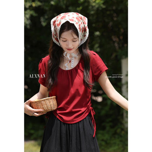 鹿向南「蜜恋星空」红色宽松圆领短袖T恤女夏季法式独特漂亮上衣 商品图4