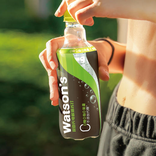 屈臣氏  电解质0糖0脂肪苏打汽水青提420ML*15（促销装、常规装随机发货） 商品图2