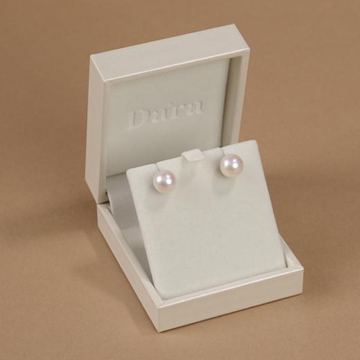 【分销】【珍珠溯源】戴拉淡水有核珍珠11-12mm耳钉S925银，YH5511002，采用近正圆微瑕强光淡水有核珍珠，大点位 商品图3