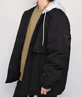 vans羽绒夹克VN000KCUBLK