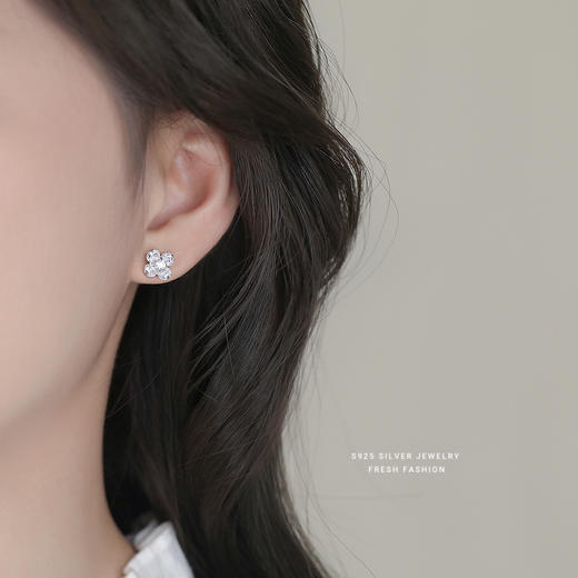 【四叶清露】S925纯银微镶满钻四叶草耳钉【YXS-E5473】 商品图2