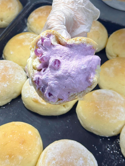 【夏日甜品  😋冰面包】顺丰空运，🍦冰淇淋夹心 夏季解腻冰面包 ，🌾小麦原材料，配料干净，不添加无防腐， 新鲜手工制作 低温轻烘焙，日式面包体工艺制作 松软有嚼劲 商品图8