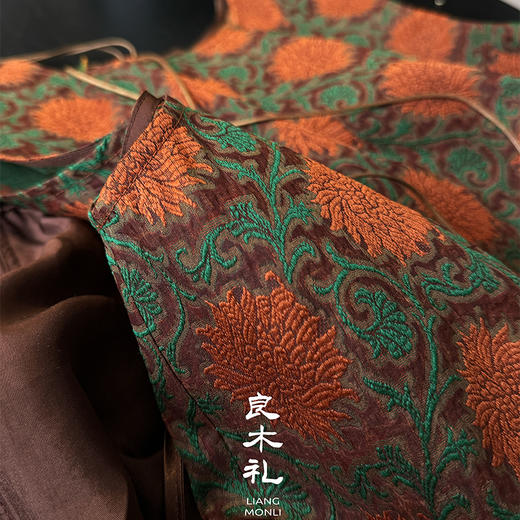 【预售7天】良木礼蚕丝马甲（25155） 商品图0