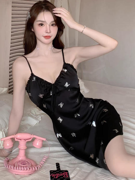 【吊带睡裙】睡衣女冰丝睡裙夏季吊带睡裙 春秋薄款吊裙长袍家居服女。ry 商品图3