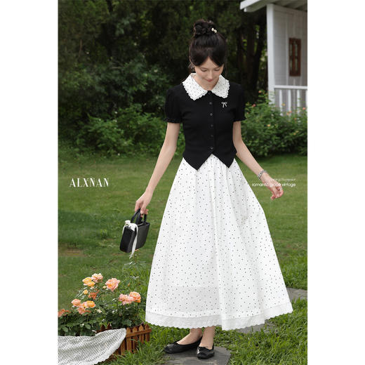 鹿向南「甜美物语」黑色撞色蕾丝娃娃领短袖上衣女夏新款波点T恤 商品图3