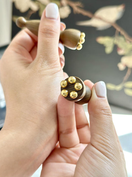 ✨3min深度疏通眼部🔥古法拨筋多用【南美檀木黄铜·小莲蓬拨筋棒】焕亮眼周👀紧致肌肤❗️ 商品图9