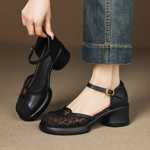【预售5天】轻软舒适！仙女风透气网纱粗跟包头凉鞋女新款真皮百搭厚底高跟鞋ZYY&A1228 商品图1