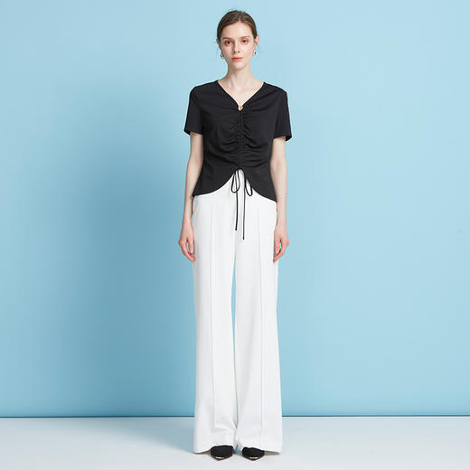 EITIE爱特爱夏季新款时尚显瘦V领抽绳褶皱露脐T恤上衣7802523 商品图1