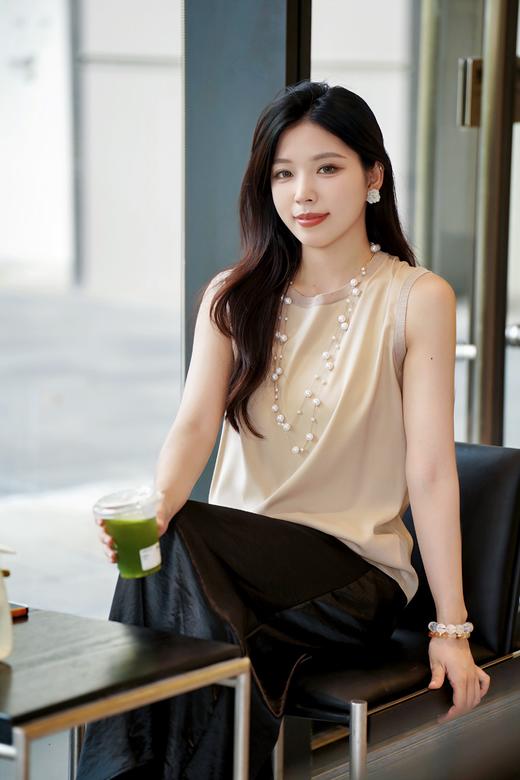 M2臣禾	【真丝背心】 拼罗纹合体版型无袖背心	JZ252050975 商品图0