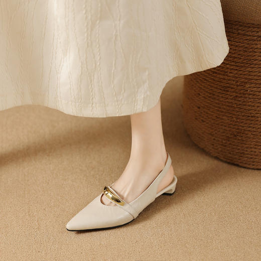 【预售5天】法式包头凉鞋女新款夏真皮尖头浅口后绊带低跟气质女鞋LG&627-1226 商品图2