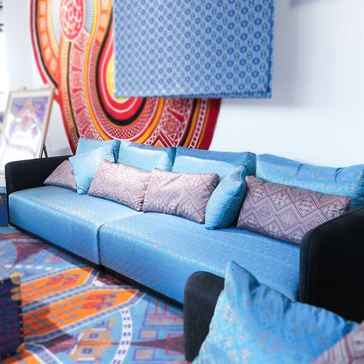 壮锦-四人沙发黑底蓝色 商品图0