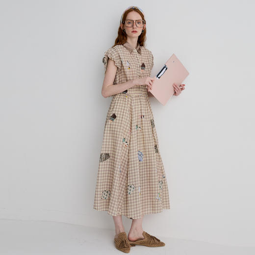 谜底连衣裙泡泡袖2025夏新品复古风度假印花合身X型长裙252ML0607 商品图1