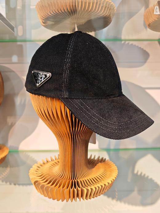 中性款条绒三角标鸭舌帽P00 商品图0